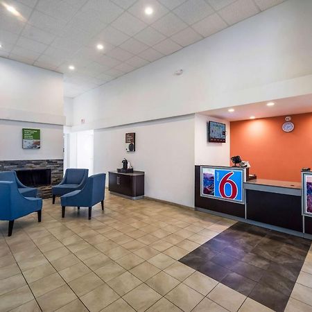 Motel 6-Irving, Tx - Irving Dfw Airport East Eksteriør billede