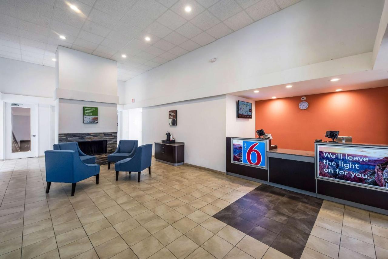 Motel 6-Irving, Tx - Irving Dfw Airport East Eksteriør billede